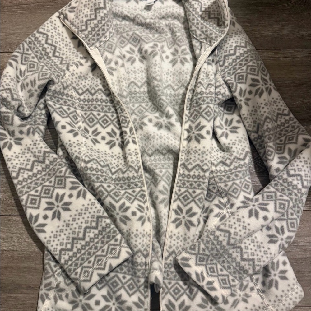 Old Navy Gray and White Jacket